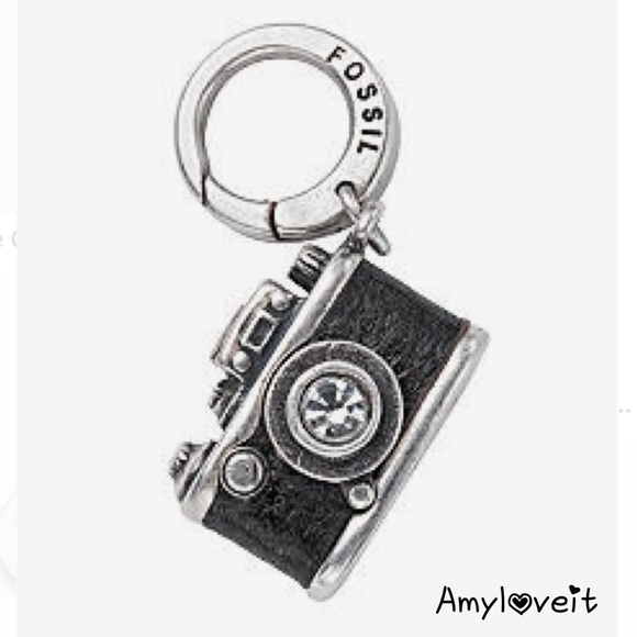 Fossil Jewelry - Fossil Brand Vintage Camera Charm